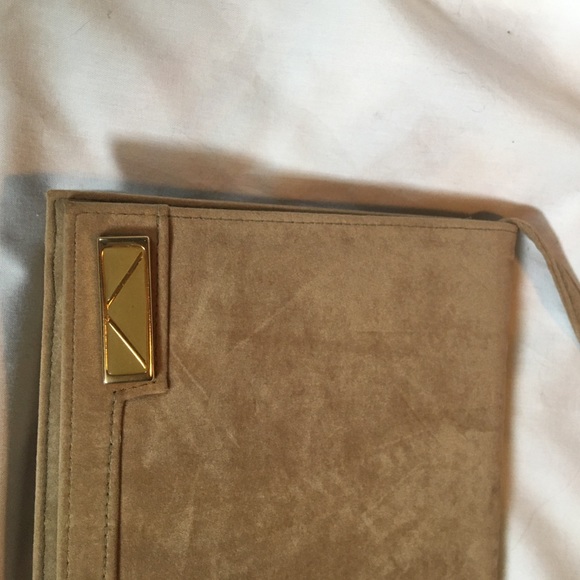 Purse - Picture 2 of 4